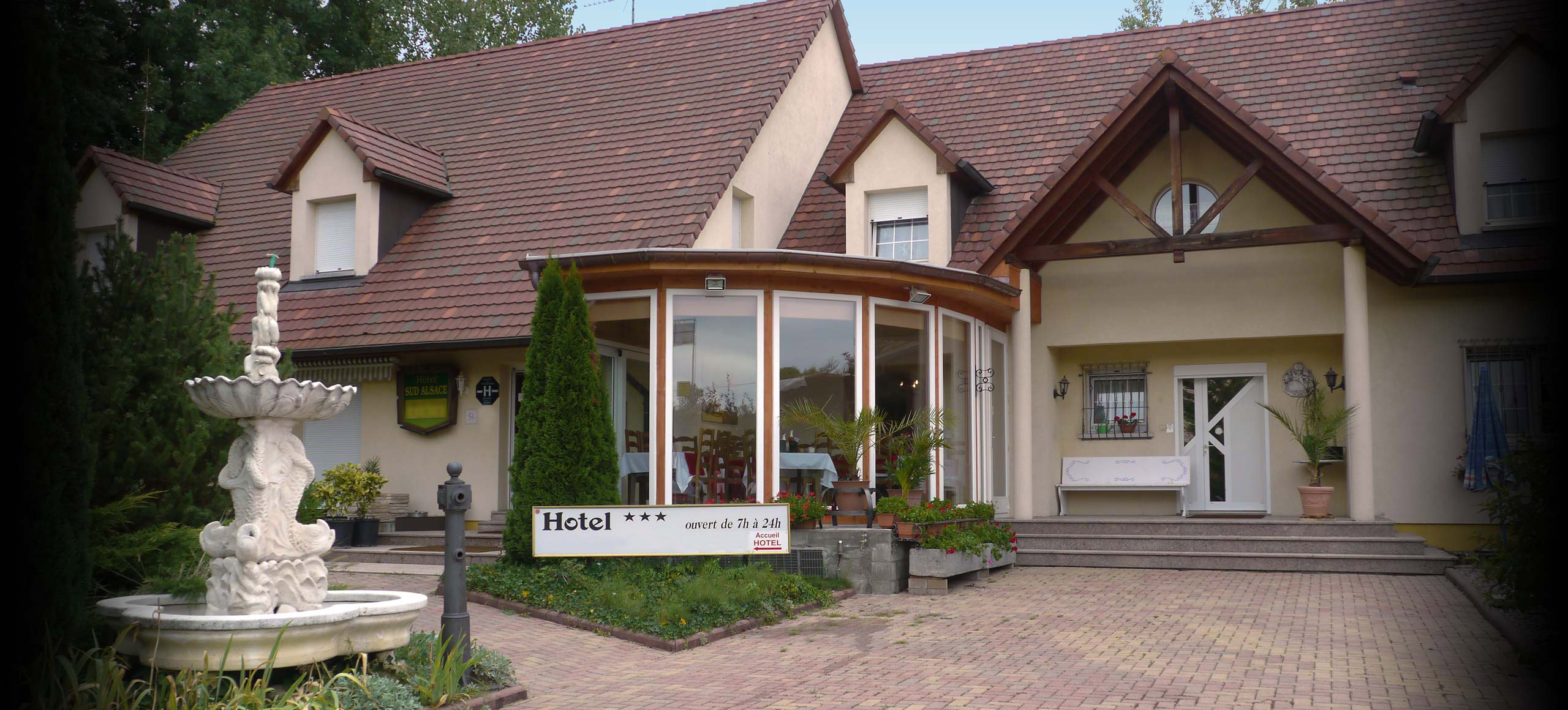 hotelsudalsace1_exterieur