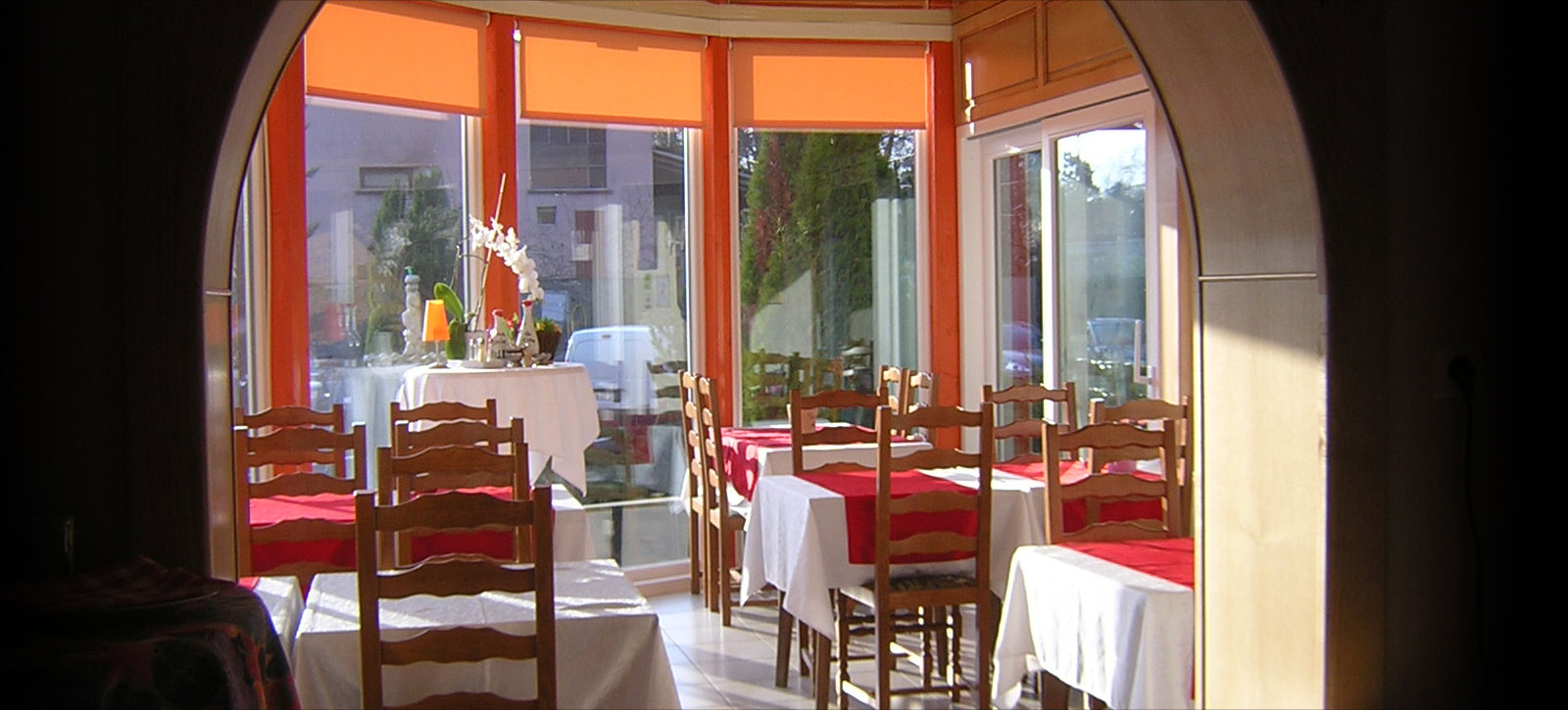 hotelsudalsace5_petitdejeuner1